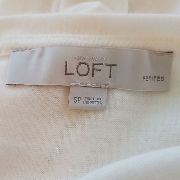 Ann Taylor Loft Crocheted long sleeve Top, SP - Picture 7 of 8